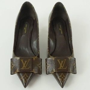LOUIS VUITTON Patent Monogram Pumps